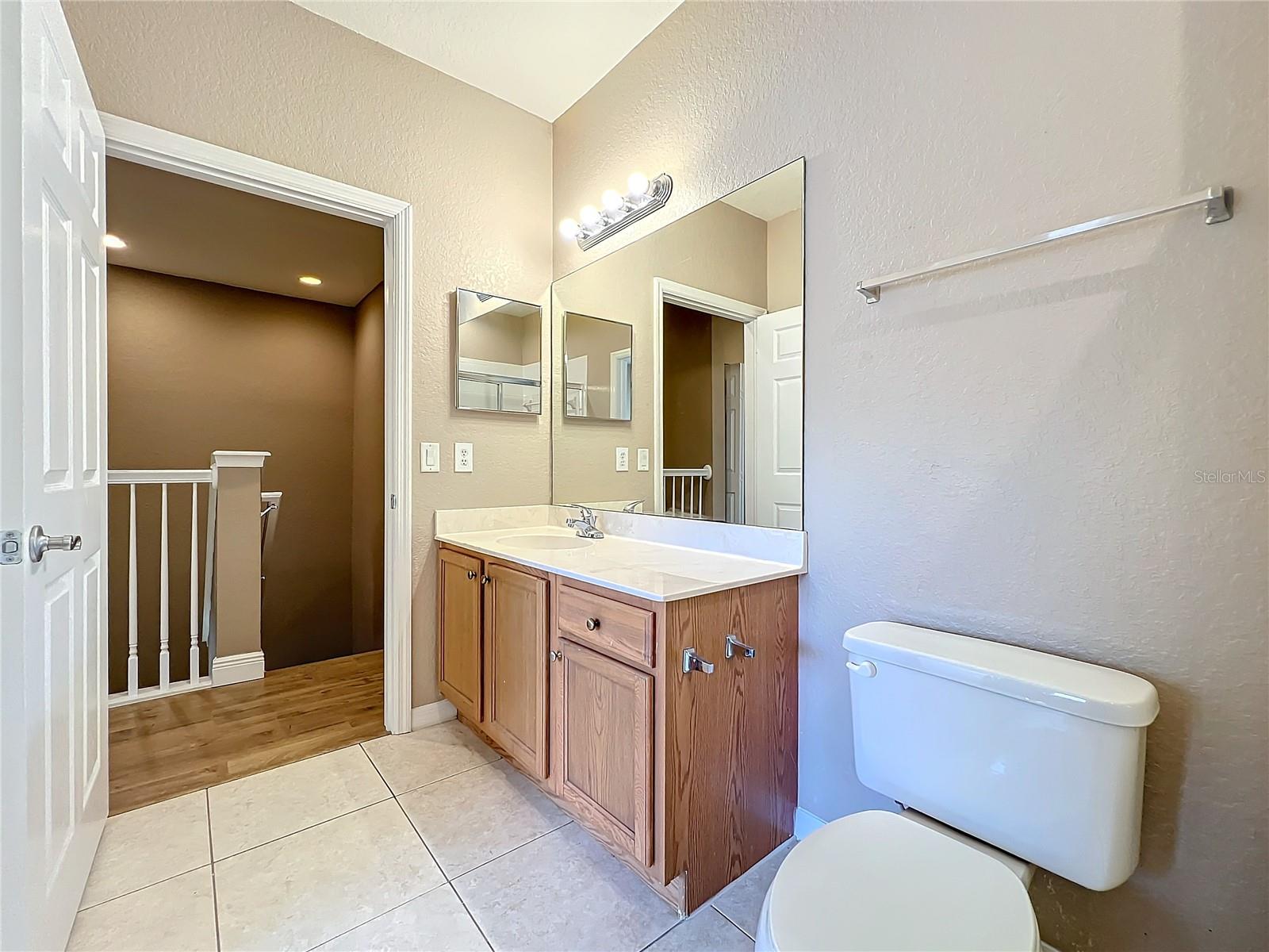 Image 47 of 57 For 2586 Grand Central Parkway 4
