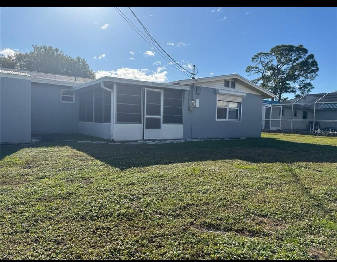 Image 18 of 22 For 1530 Windward Drive
