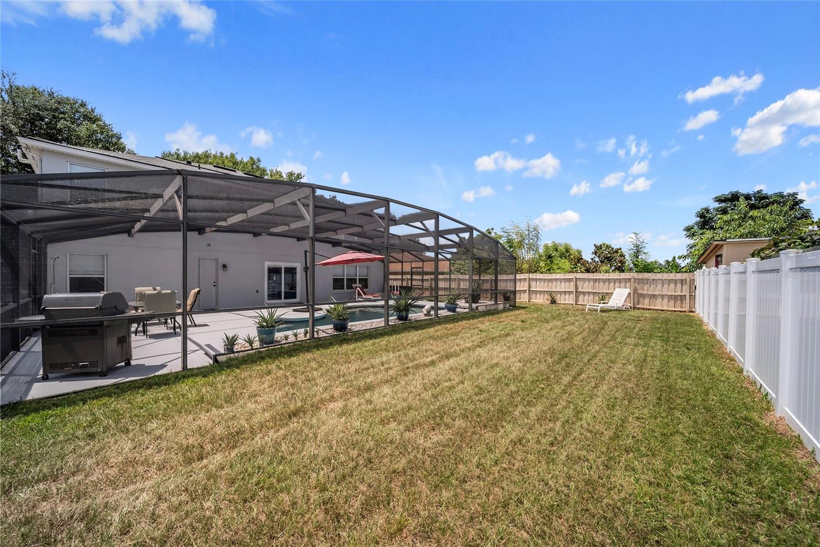 Image 37 of 40 For 515 Southridge Road