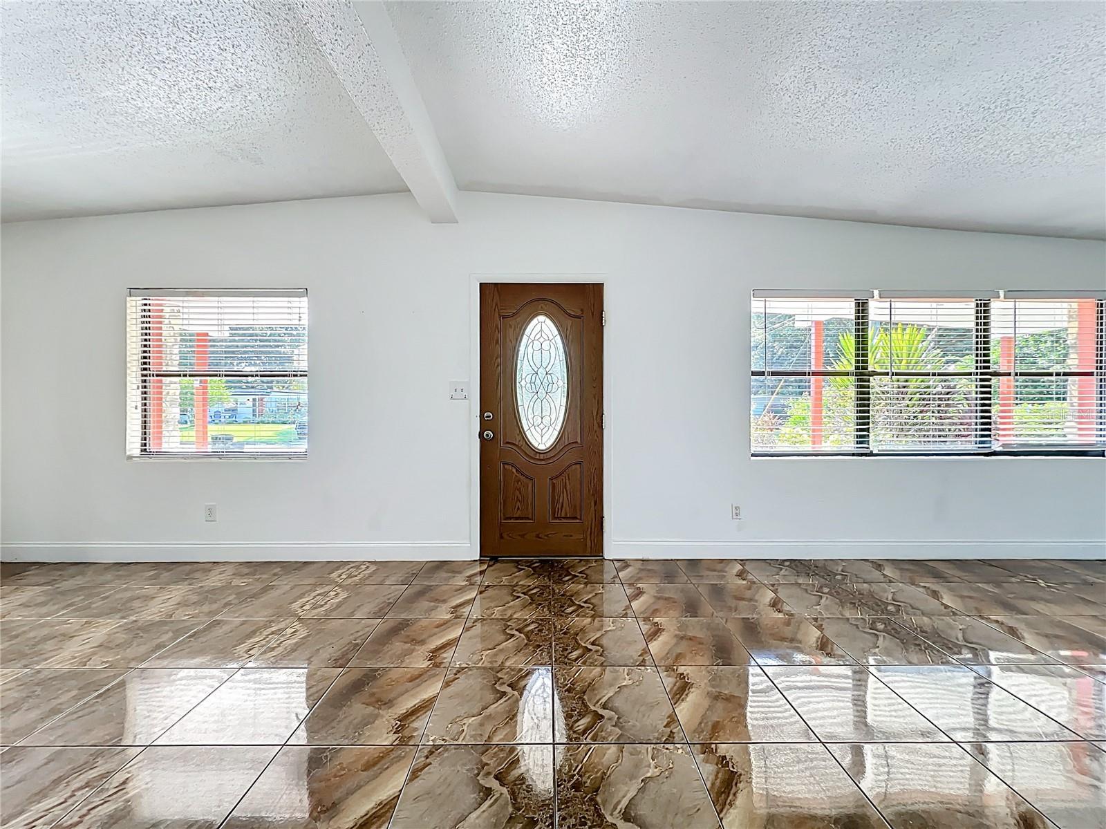 Image 12 of 74 For 2808 Touraine Avenue