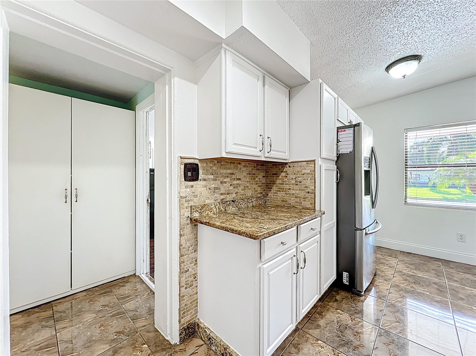 Image 19 of 74 For 2808 Touraine Avenue