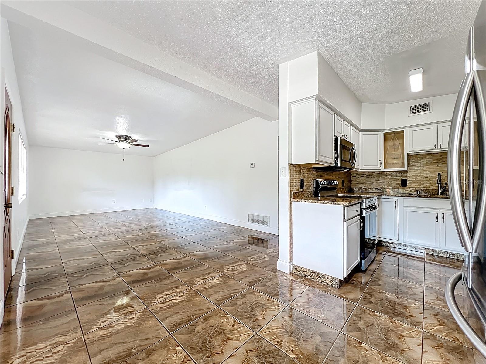 Image 20 of 74 For 2808 Touraine Avenue
