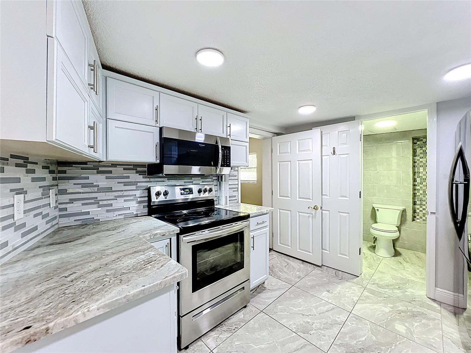Image 33 of 74 For 2808 Touraine Avenue