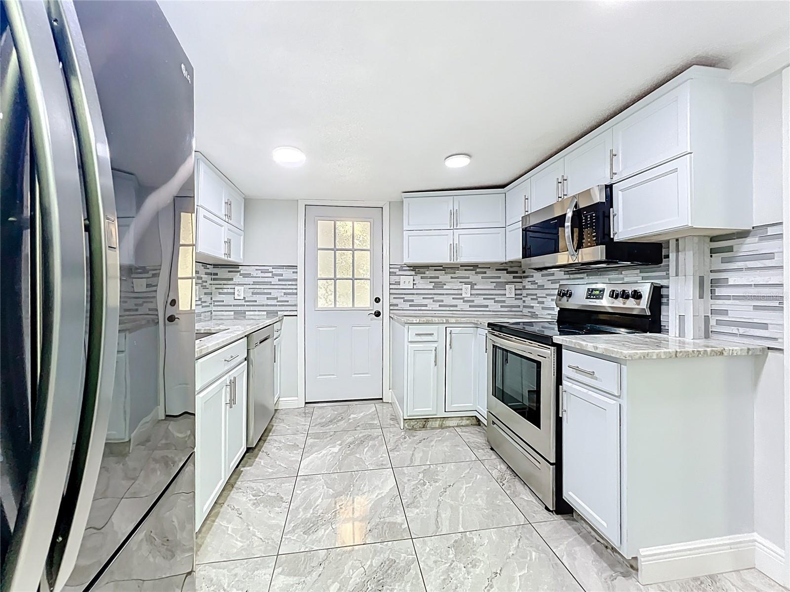 Image 34 of 74 For 2808 Touraine Avenue