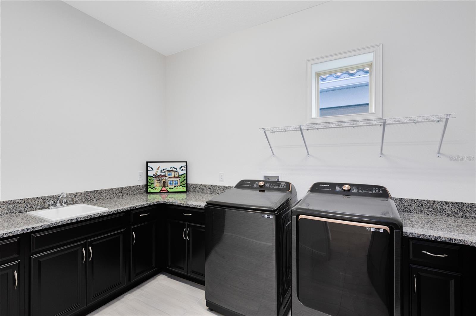 Image 19 of 39 For 10266 Beechwood Lane