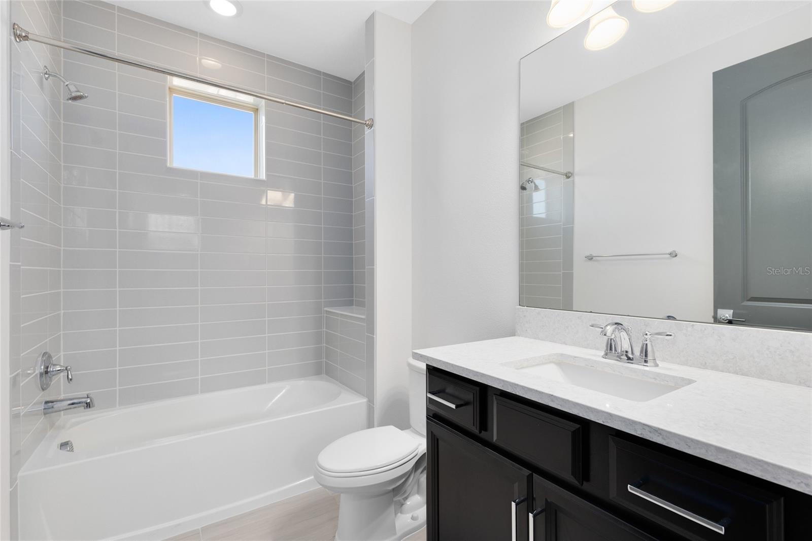 Image 24 of 39 For 10266 Beechwood Lane
