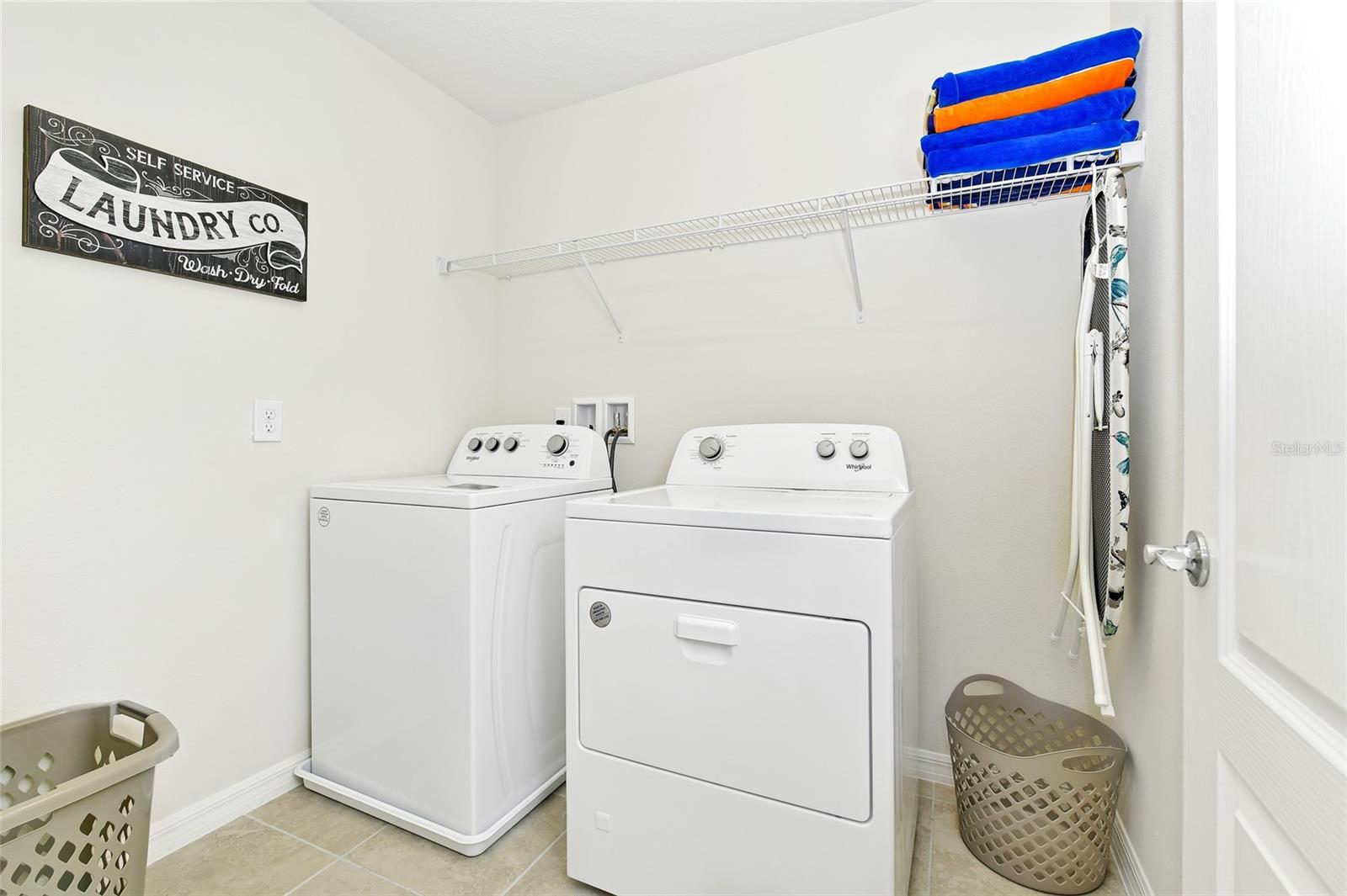 Image 41 of 55 For 7212 Oakmoss Loop