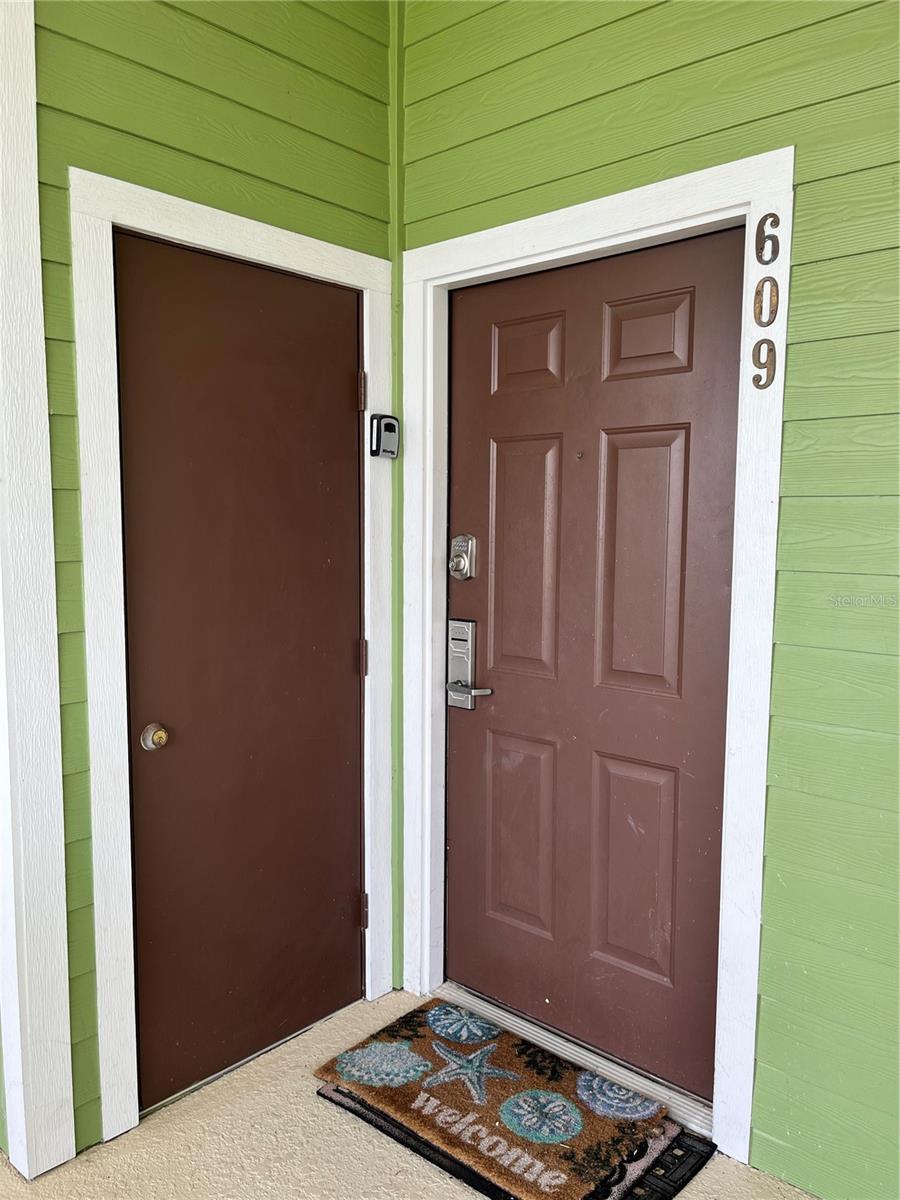 Image 2 of 35 For 609 Gran Bahama Boulevard 29301