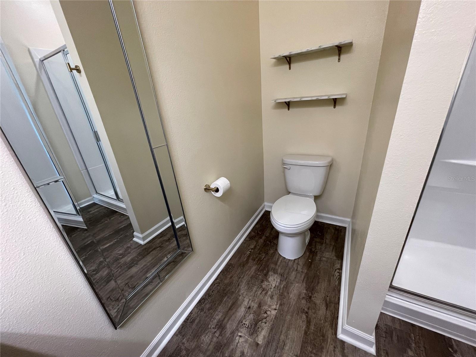 Image 21 of 35 For 865 Orchid Grove Boulevard