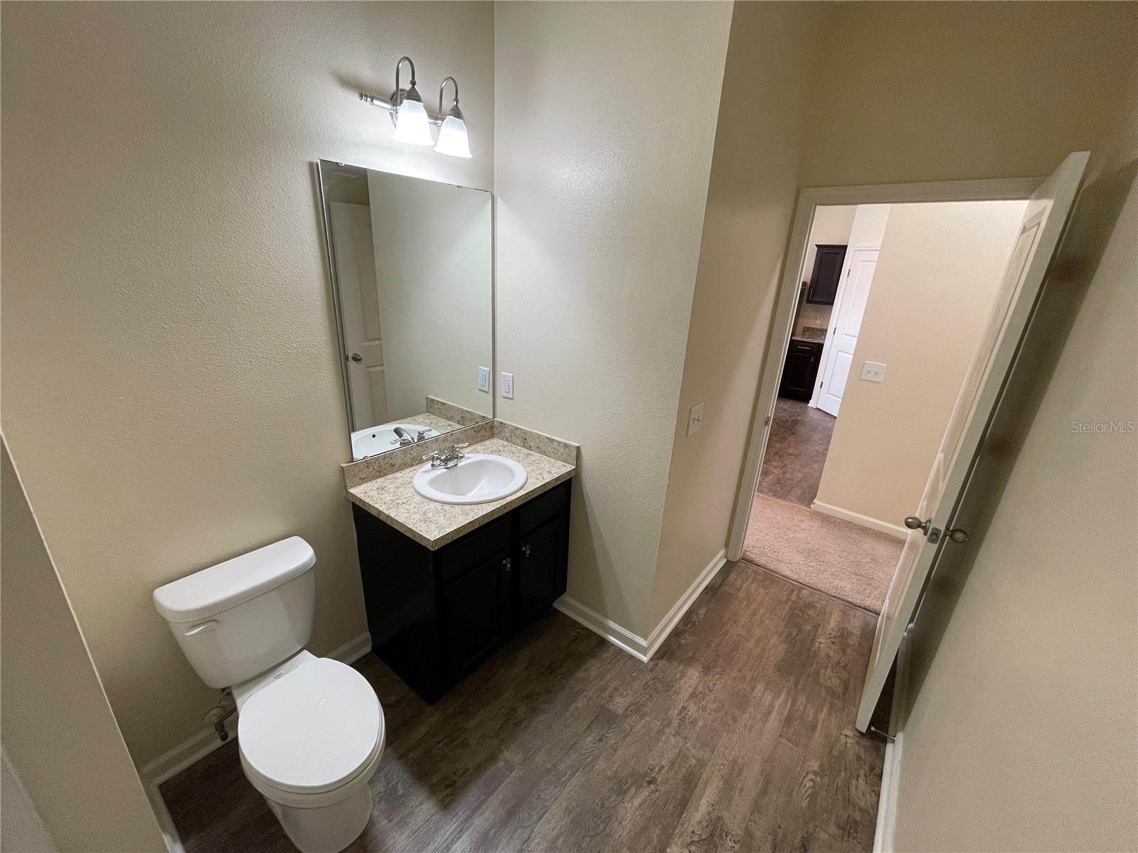 Image 25 of 35 For 865 Orchid Grove Boulevard