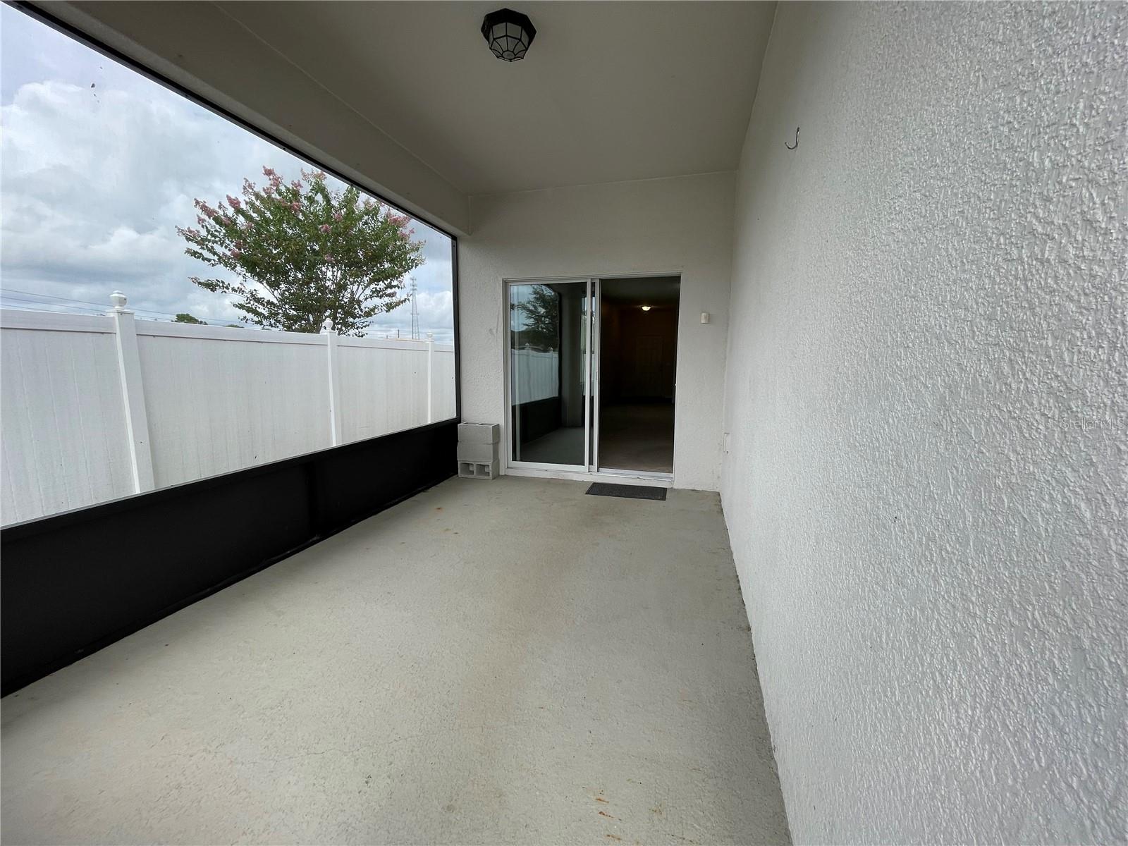 Image 32 of 35 For 865 Orchid Grove Boulevard