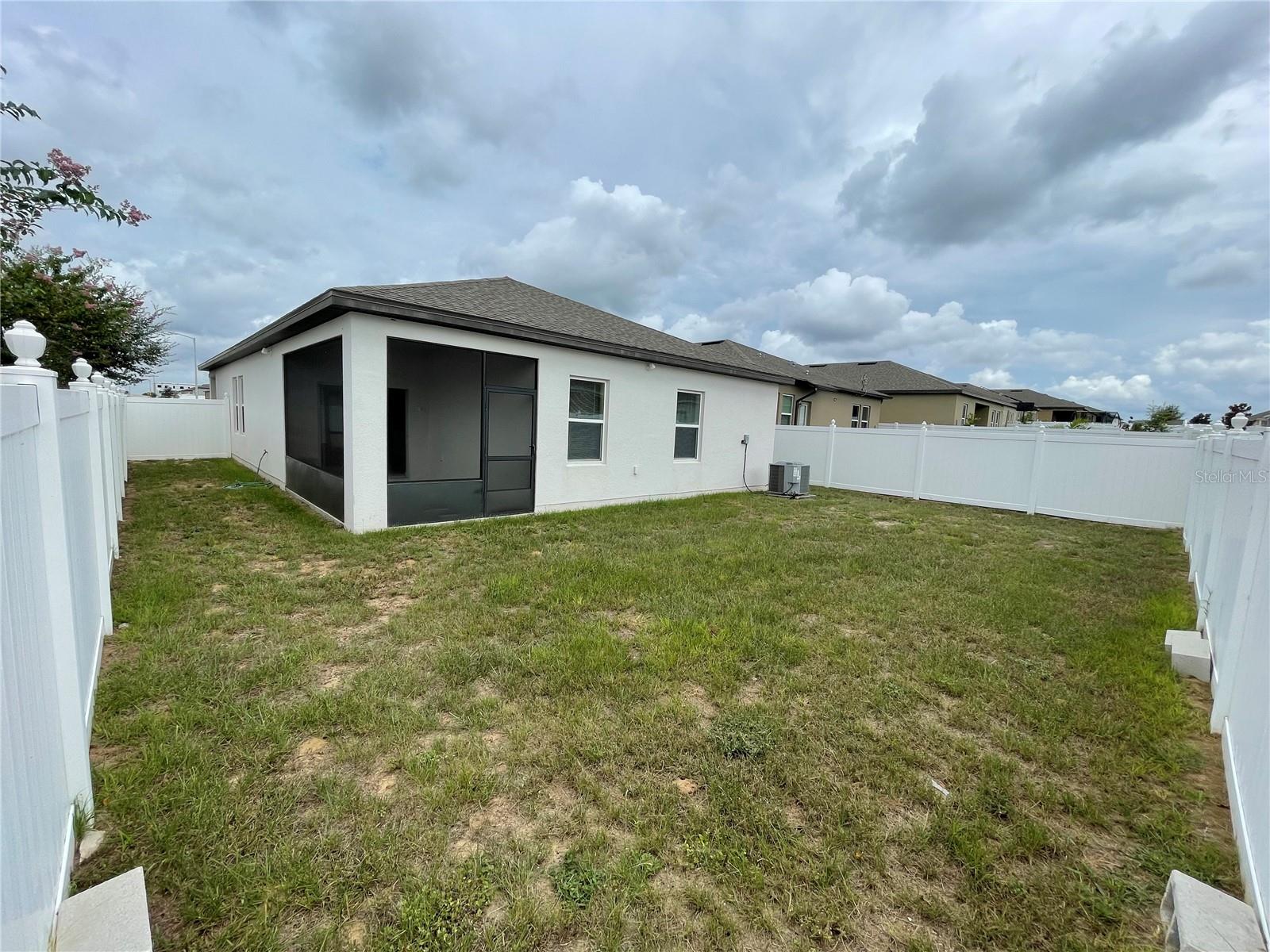 Image 33 of 35 For 865 Orchid Grove Boulevard