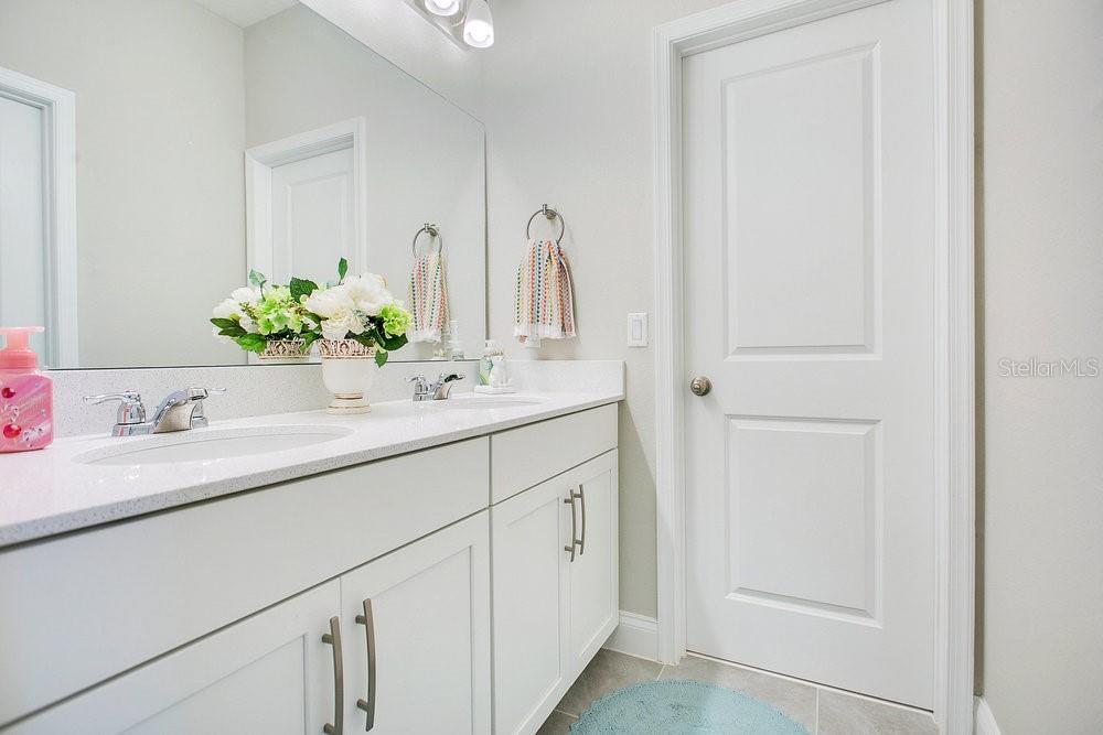 Image 32 of 48 For 699 Primrose Willow Way