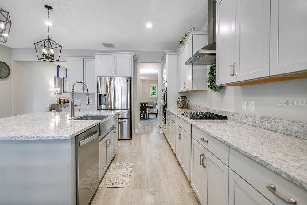 Image 5 of 48 For 699 Primrose Willow Way