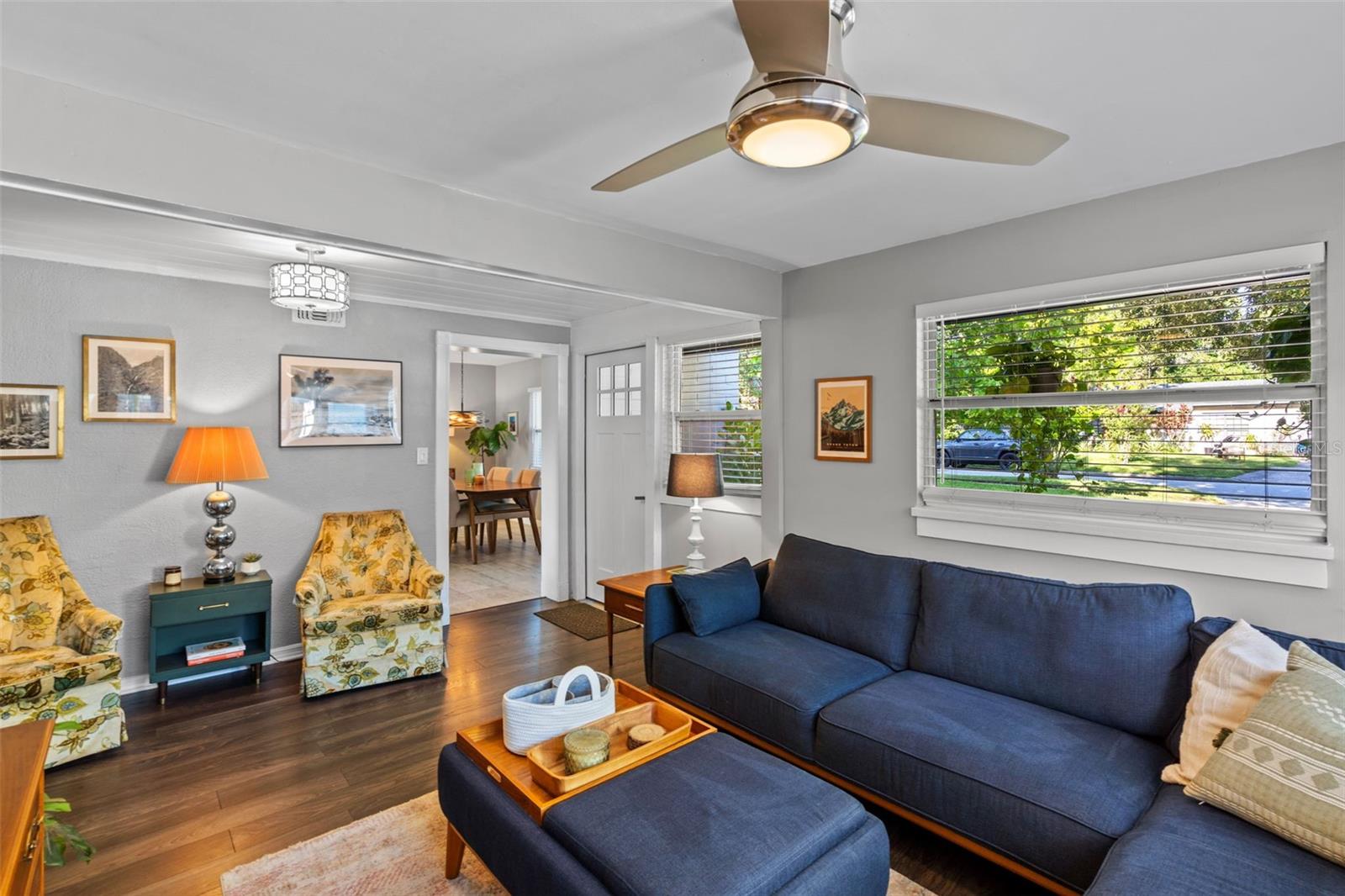 Image 10 of 27 For 707 Hampton Avenue