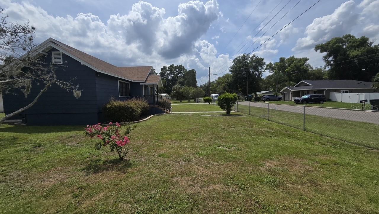 Image 46 of 62 For 306 Crevasse Street