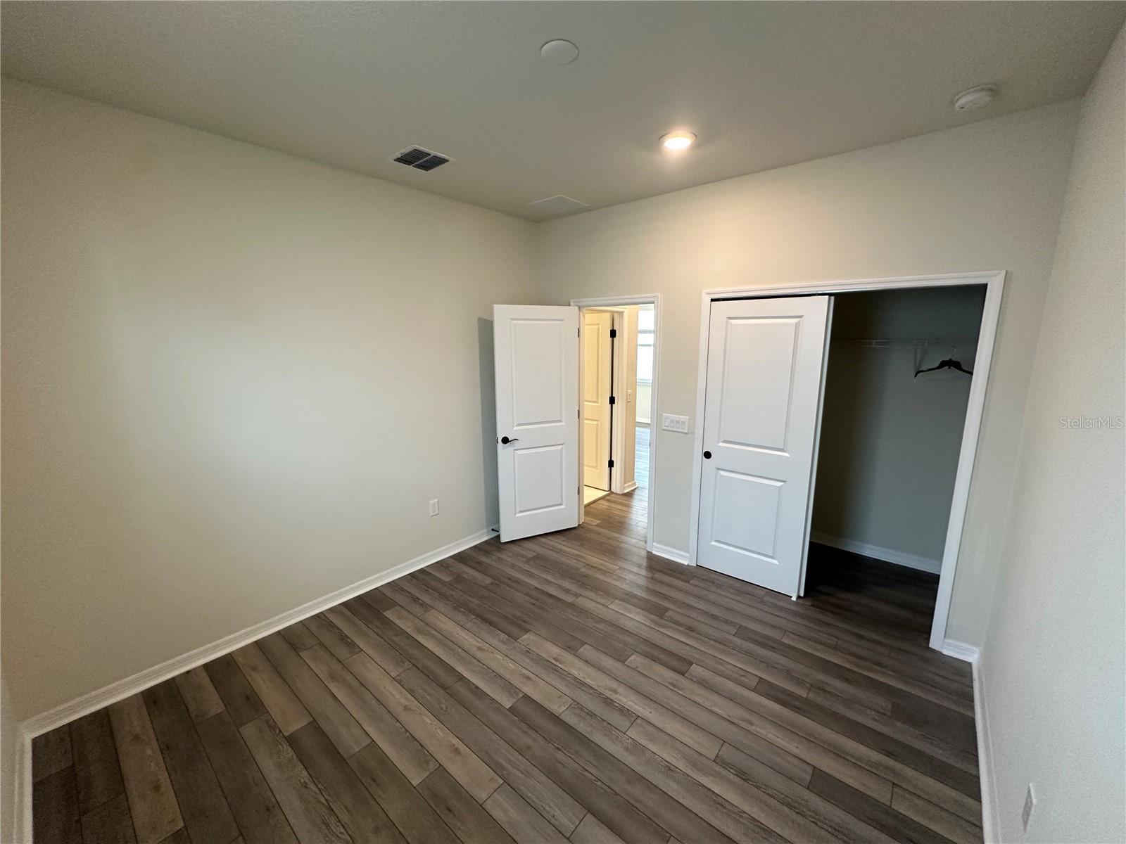 Image 15 of 61 For 10355 Parkview Reserve Lane