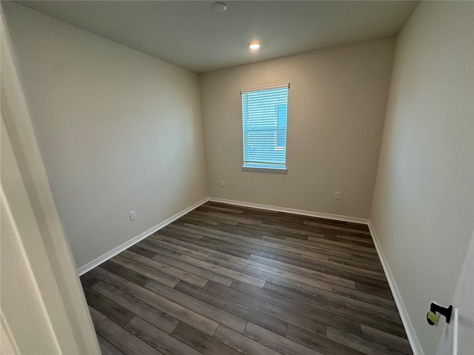 Image 16 of 61 For 10355 Parkview Reserve Lane