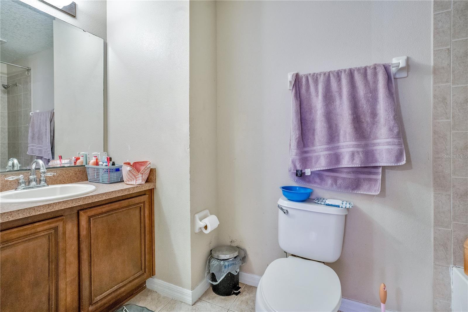Image 16 of 23 For 449 Carina Circle