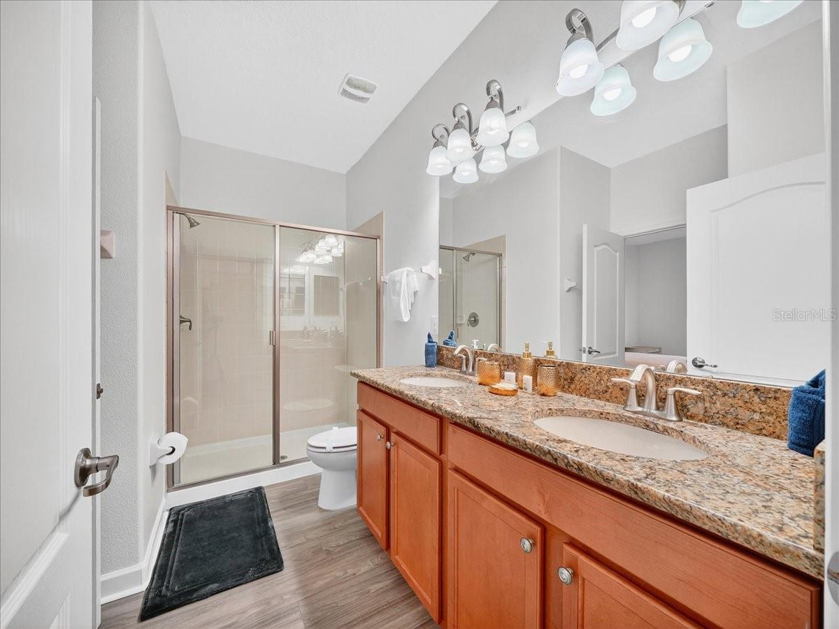 Image 23 of 55 For 1430 Moon Valley Drive