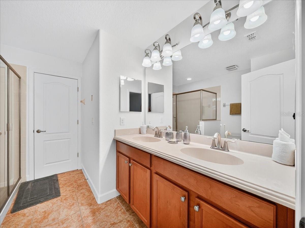 Image 39 of 55 For 1430 Moon Valley Drive