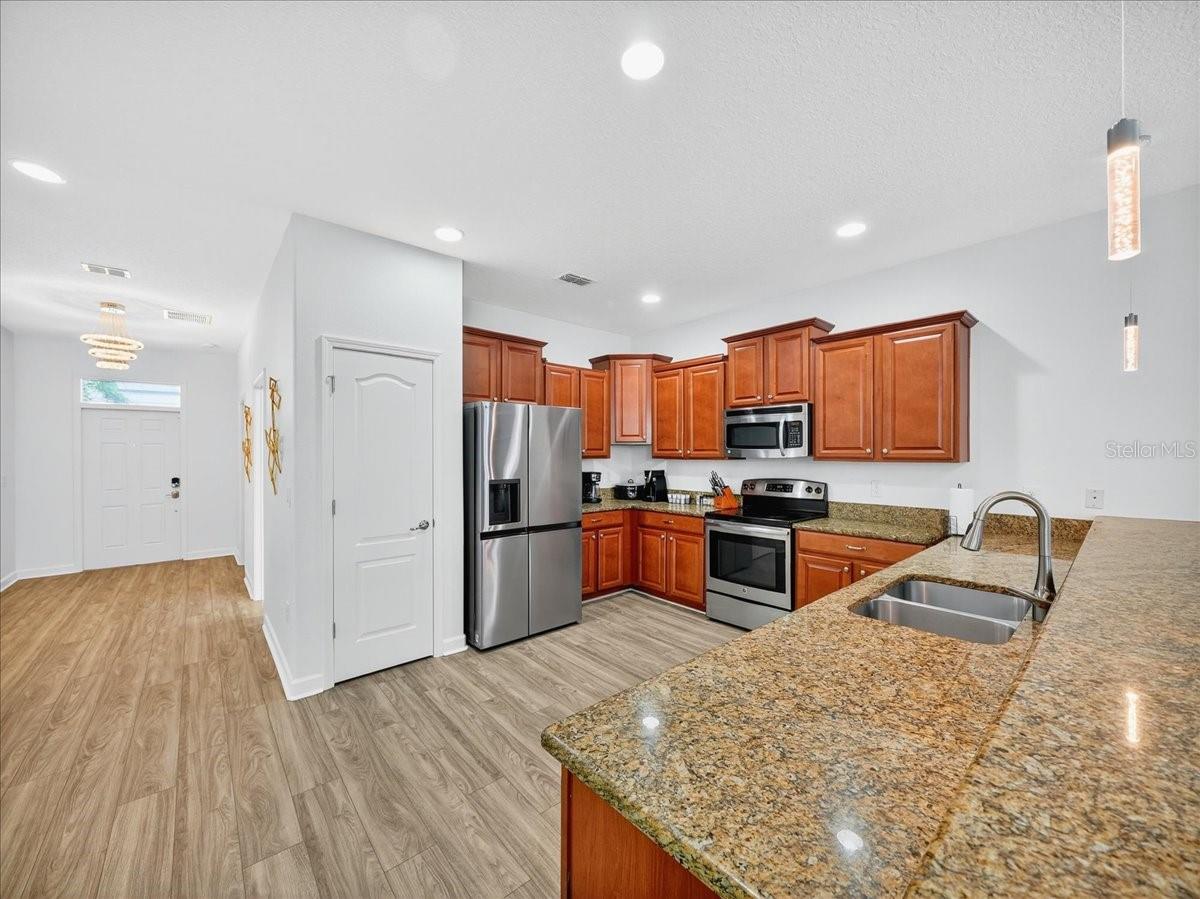 Image 7 of 55 For 1430 Moon Valley Drive