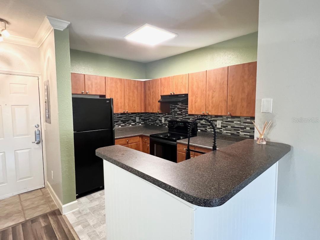 Image 4 of 28 For 202 South Street 2042