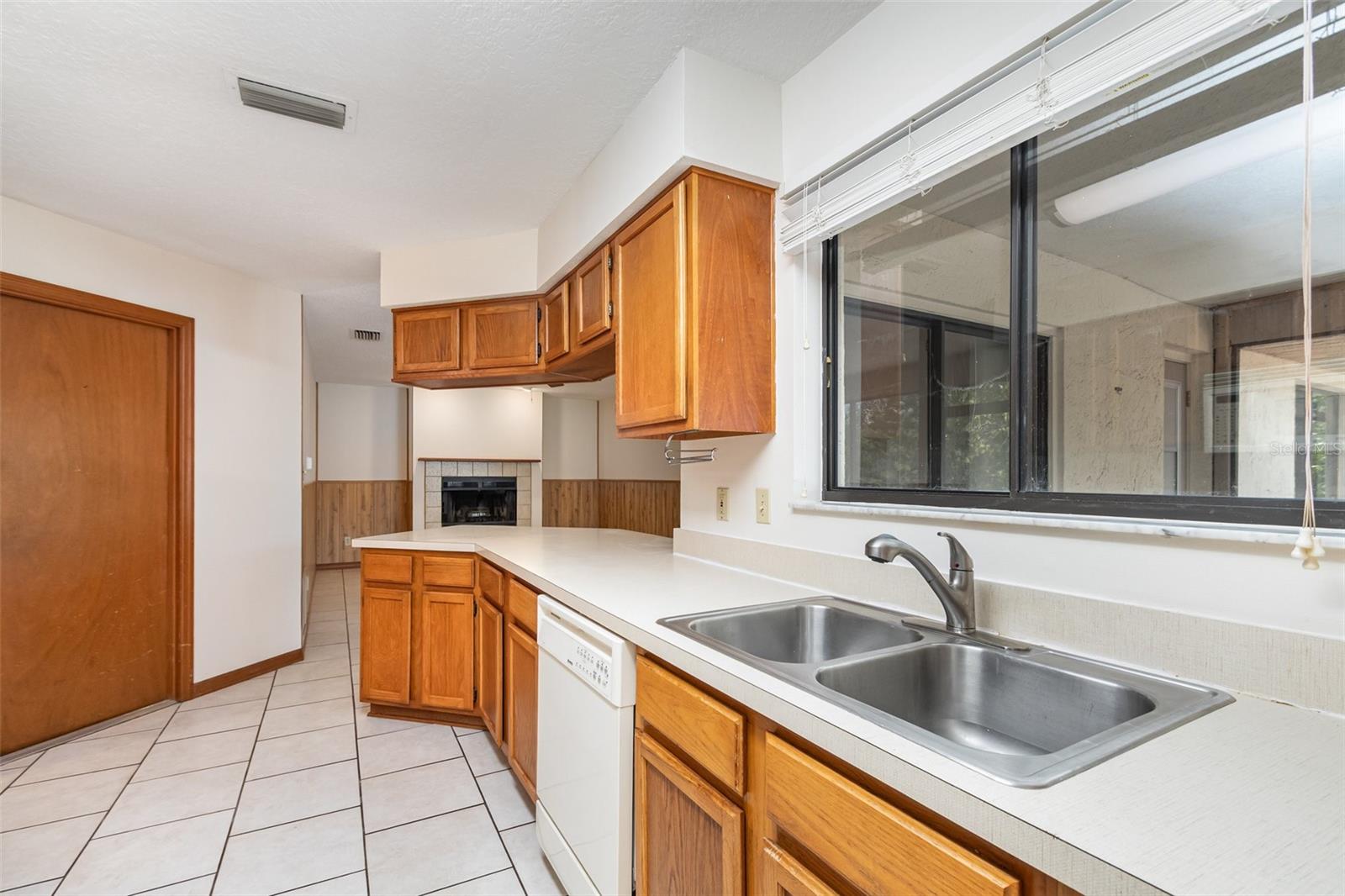 Image 12 of 25 For 1517 Jubal Court