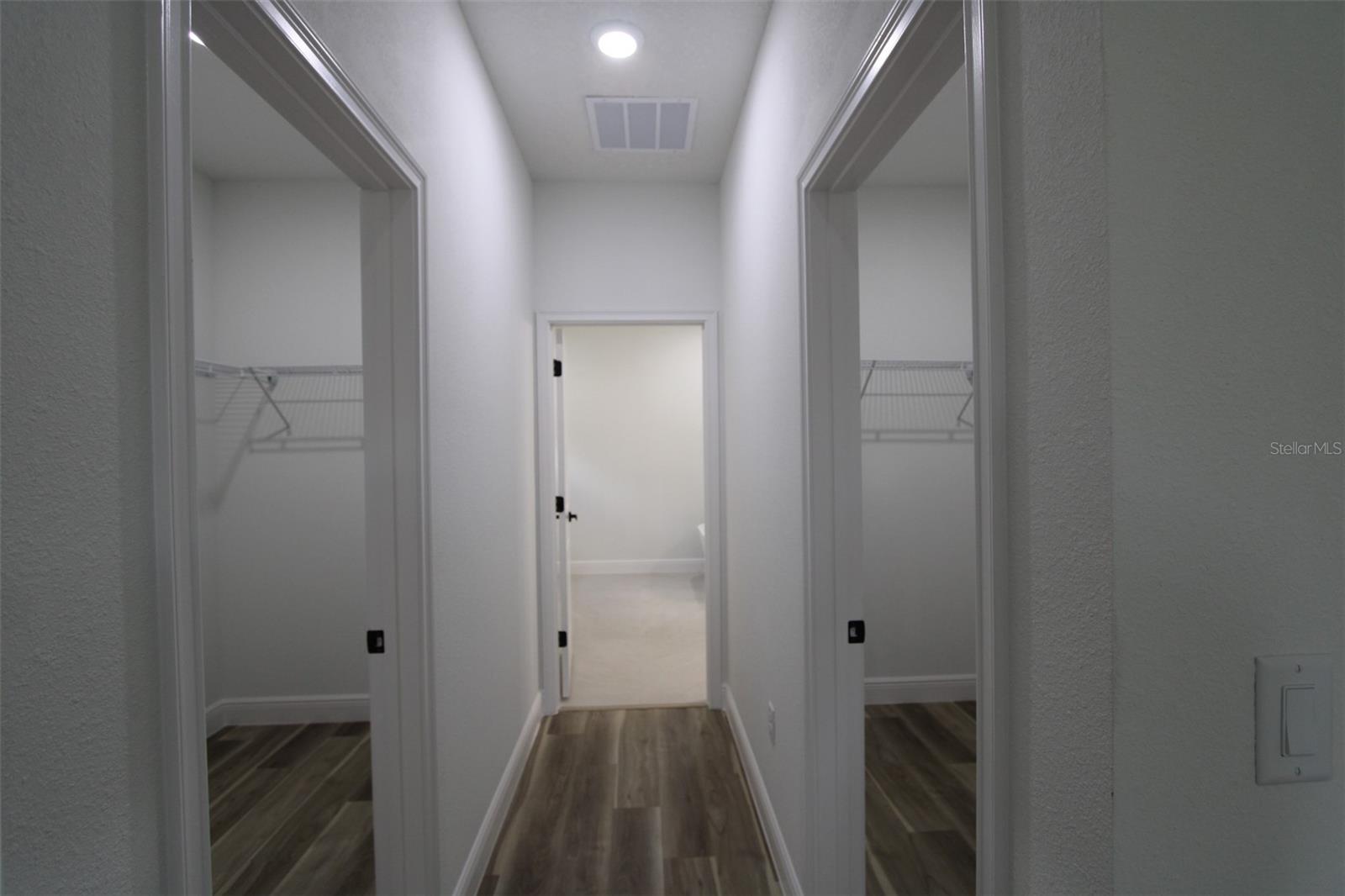 Image 21 of 38 For 9118 Cortlandt Drive