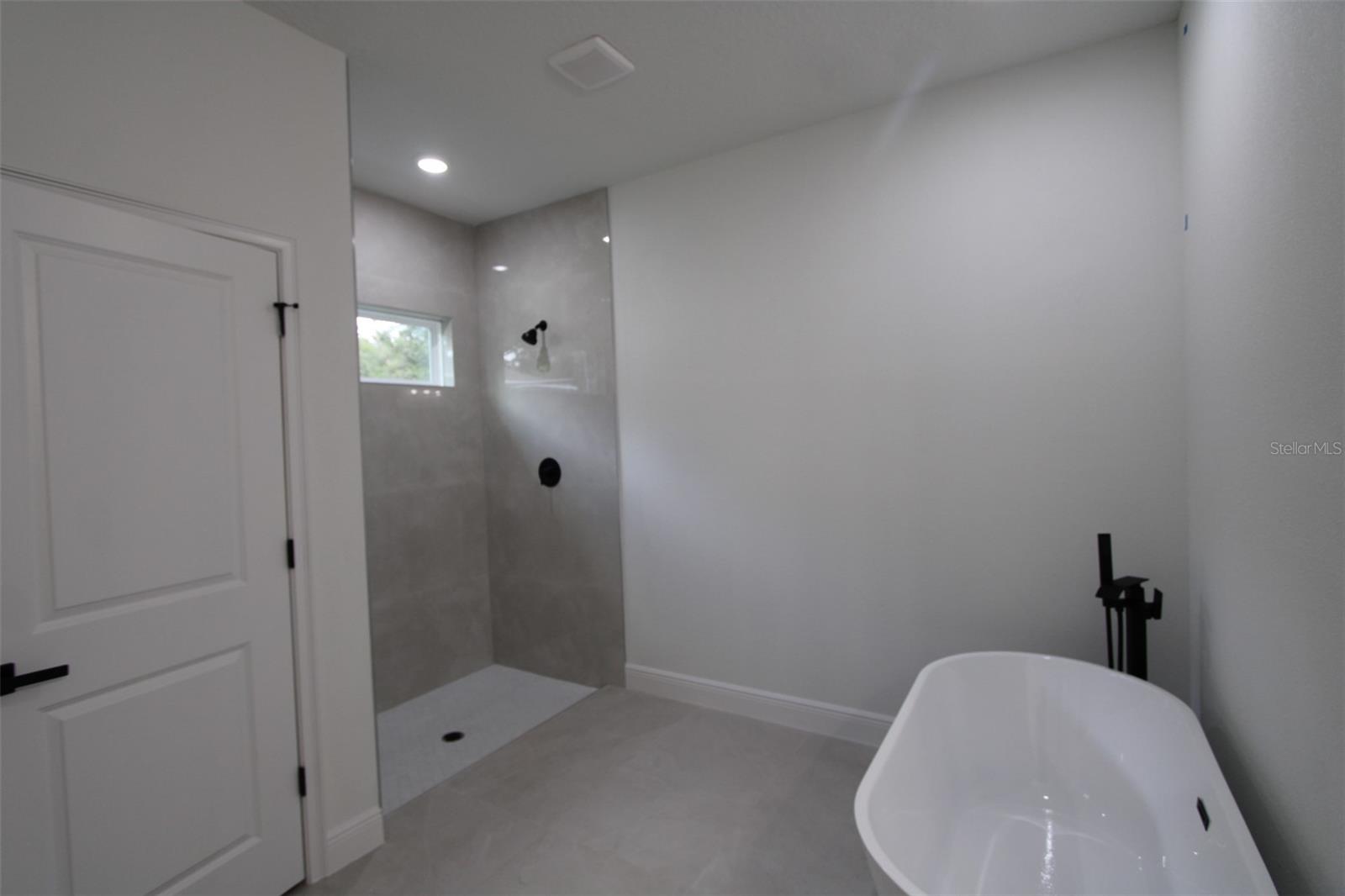 Image 25 of 38 For 9118 Cortlandt Drive