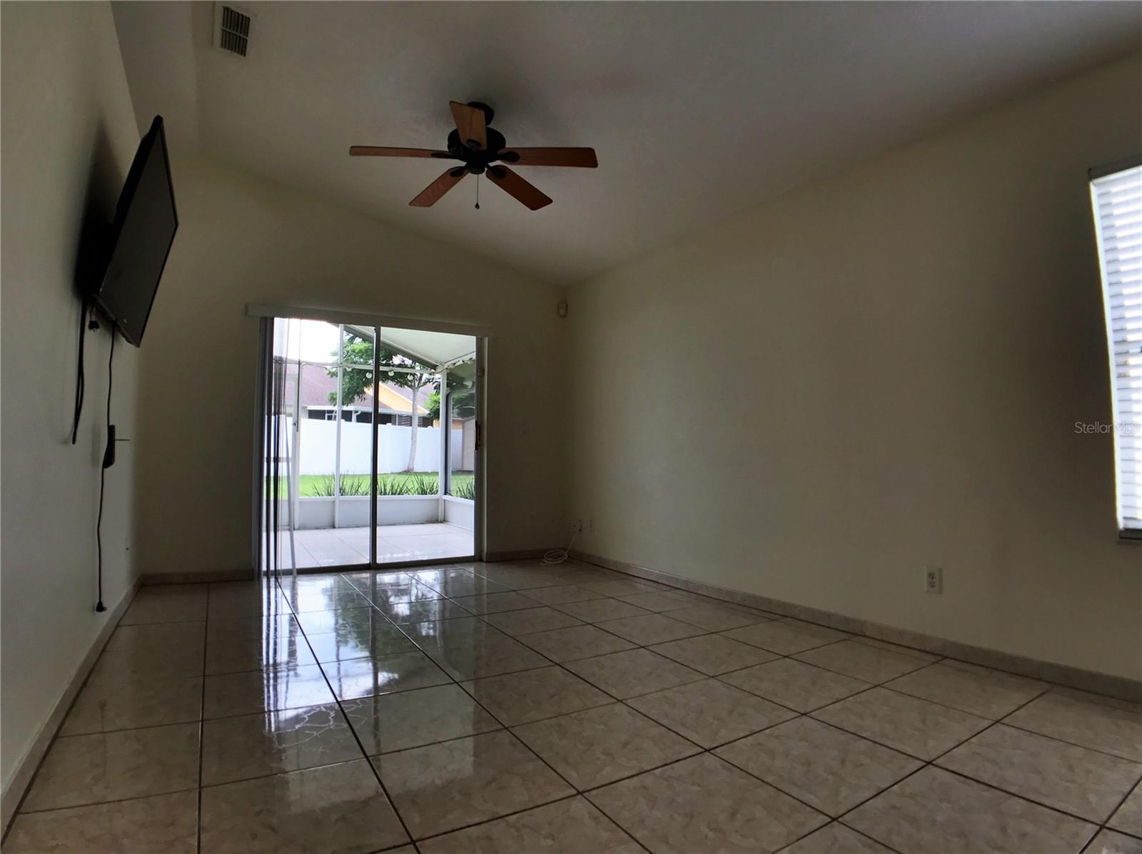 Image 4 of 19 For 903 Lejay Street