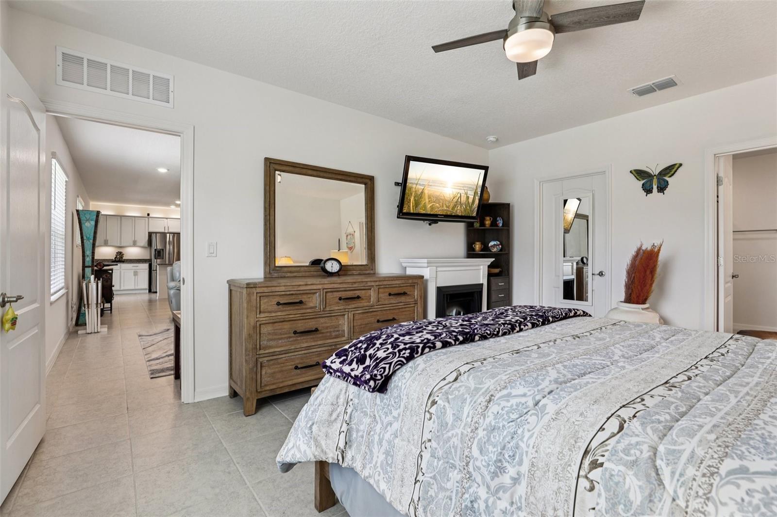 Image 18 of 49 For 1186 Coverbrook Lane