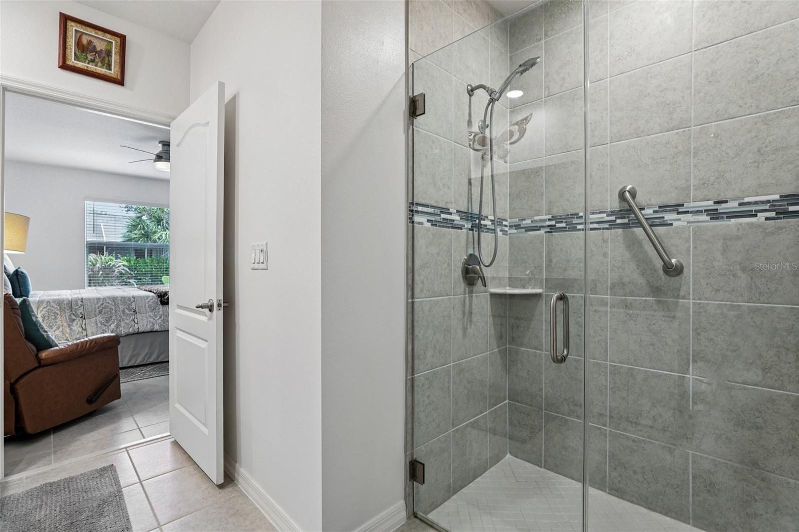 Image 22 of 49 For 1186 Coverbrook Lane