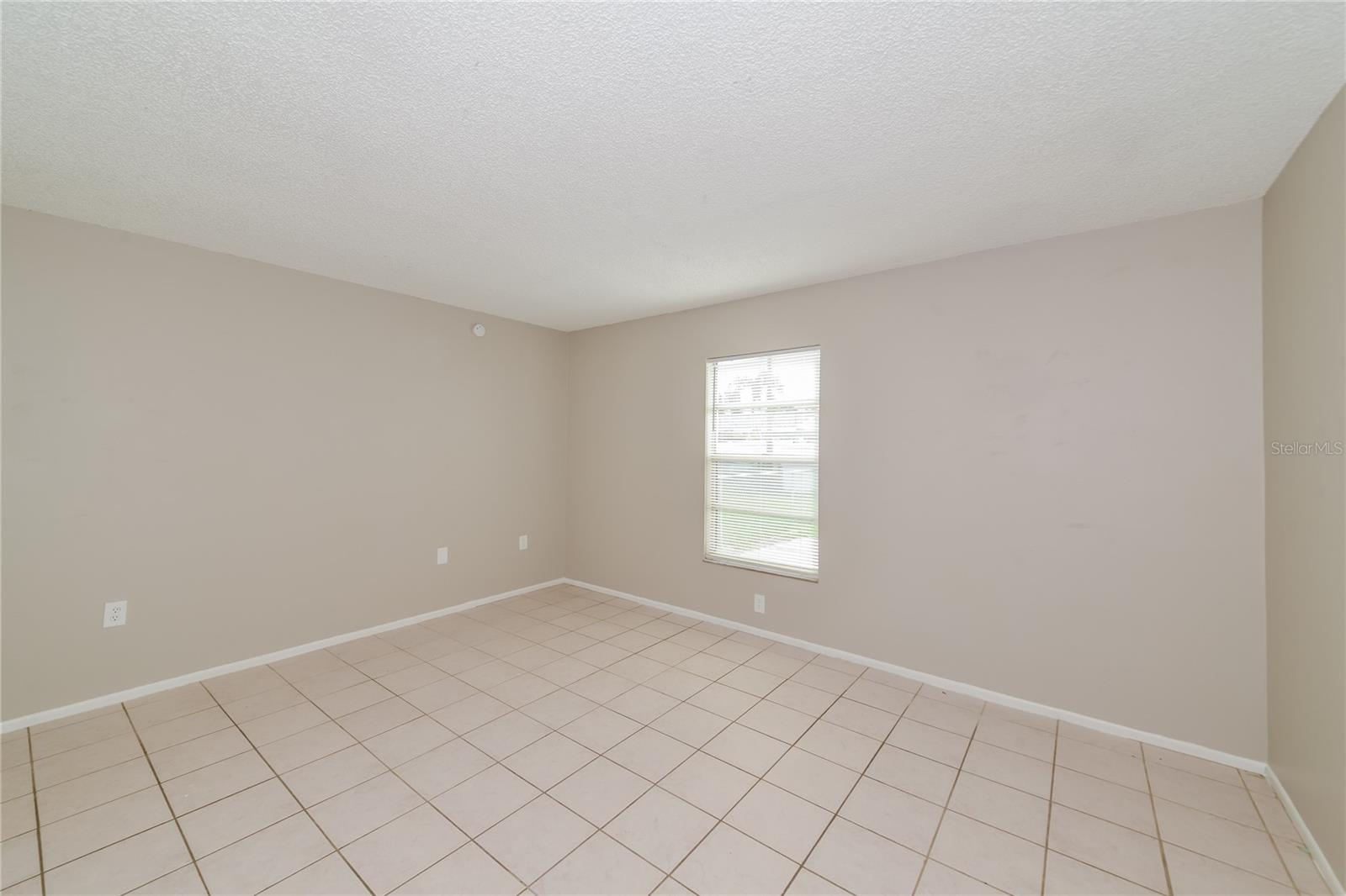 Image 13 of 16 For 3299 Lalani Boulevard