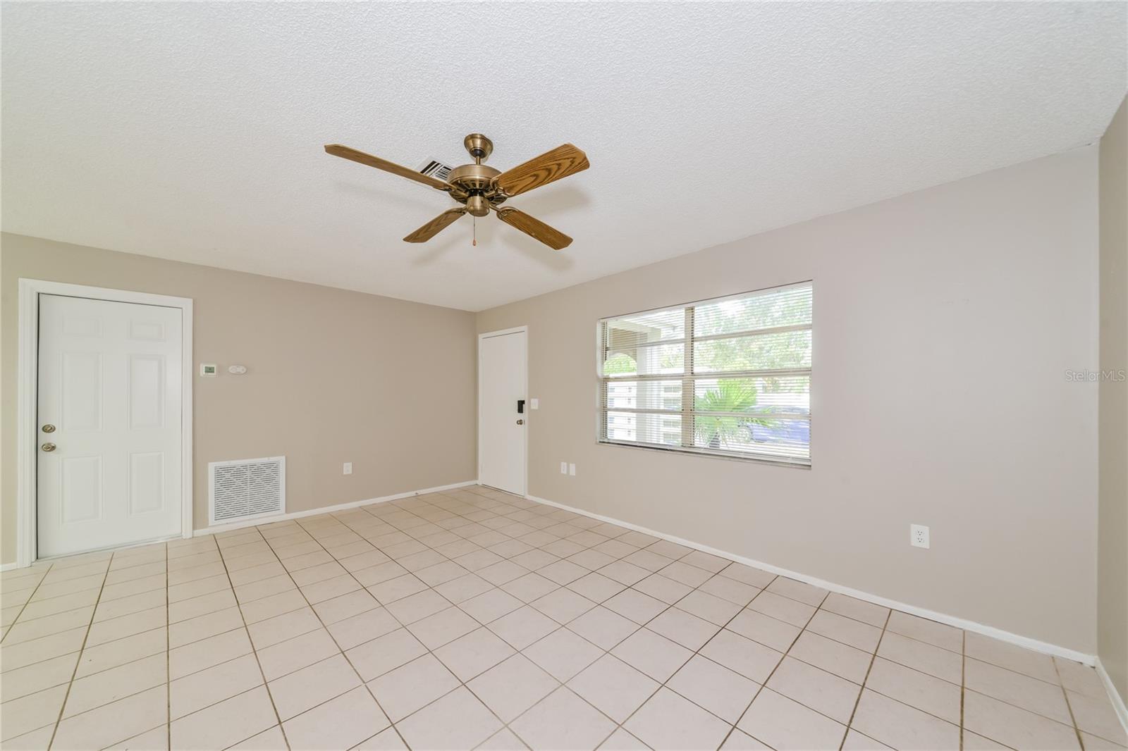 Image 9 of 16 For 3299 Lalani Boulevard