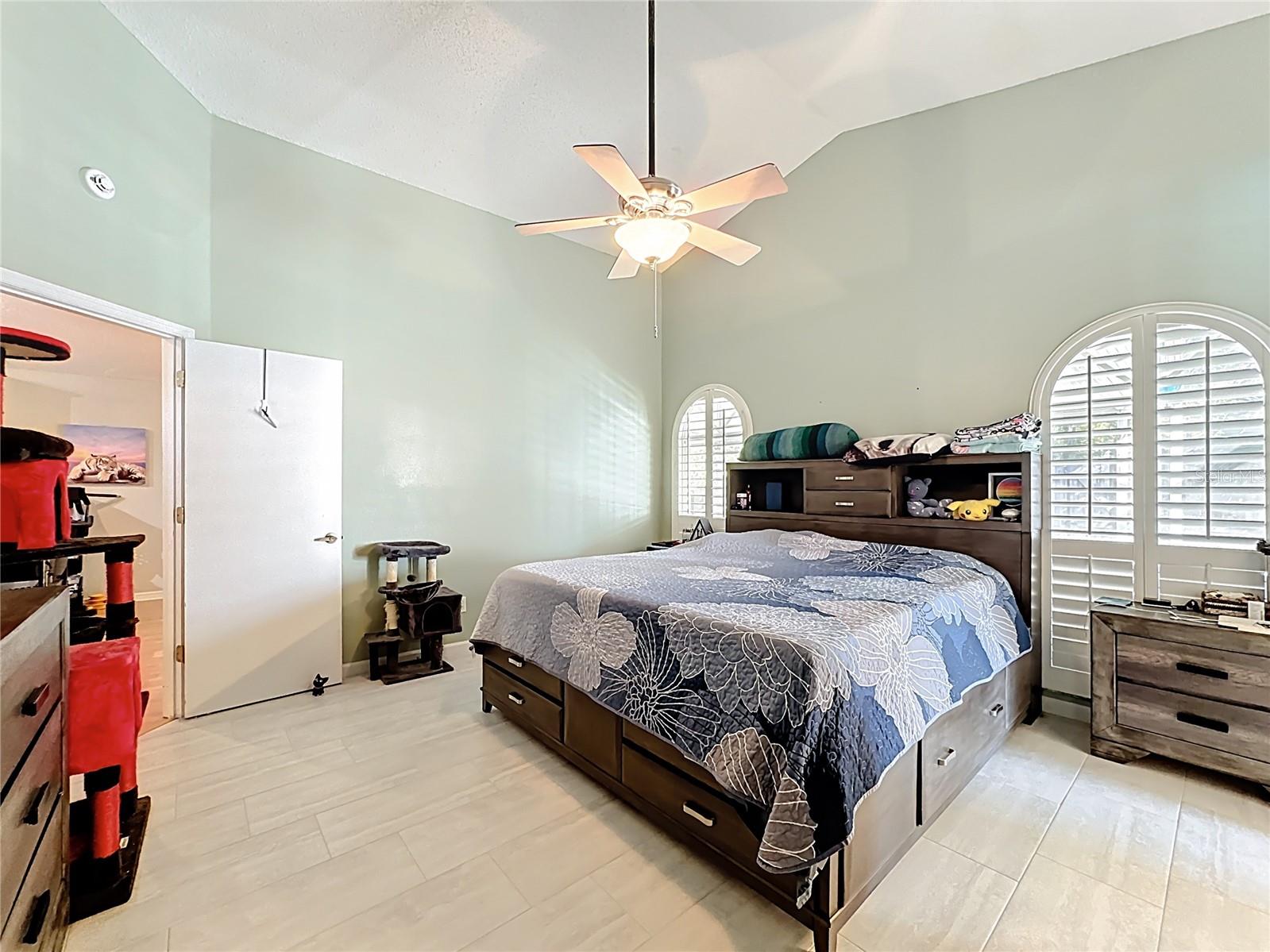 Image 4 of 18 For 431 Brightview Drive