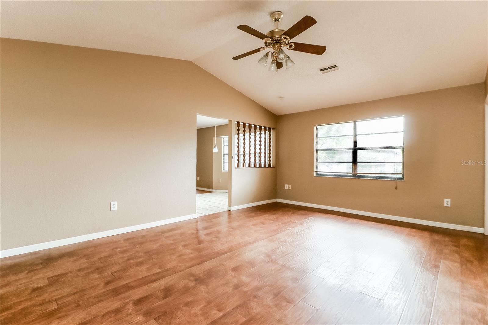 Image 7 of 16 For 6031 Nardello Avenue