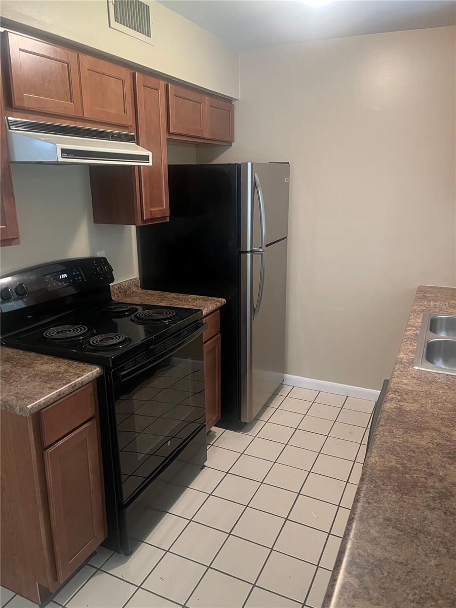 Image 2 of 16 For 1112 Princewood Drive