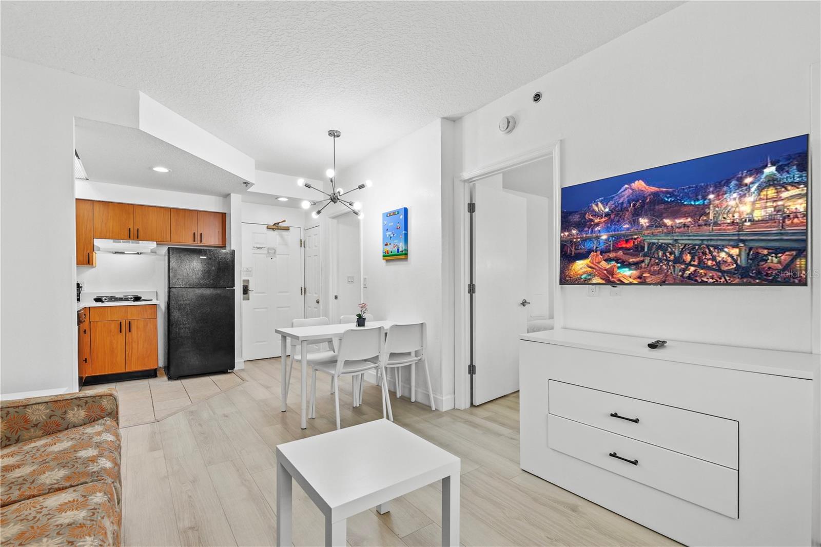 Image 9 of 27 For 7601 Canada Avenue 220