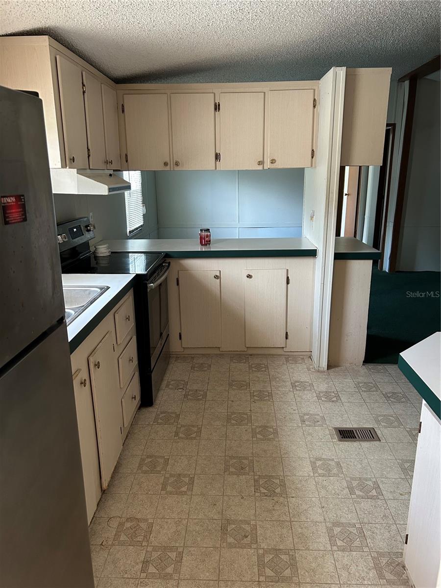 Image 4 of 16 For 8286 Vine Terrace
