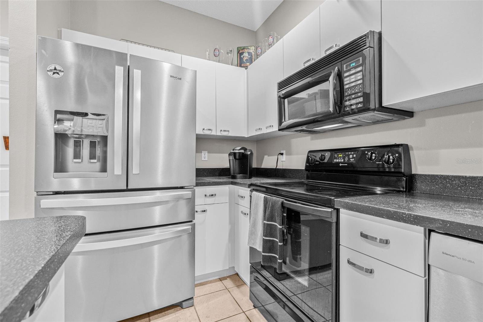 Image 11 of 28 For 1050 Starkey Road 604