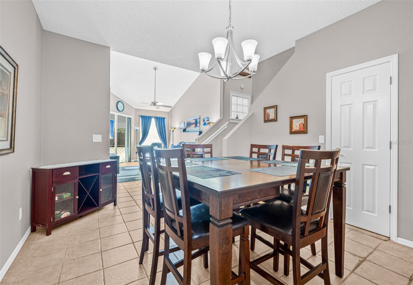 Image 4 of 28 For 1050 Starkey Road 604