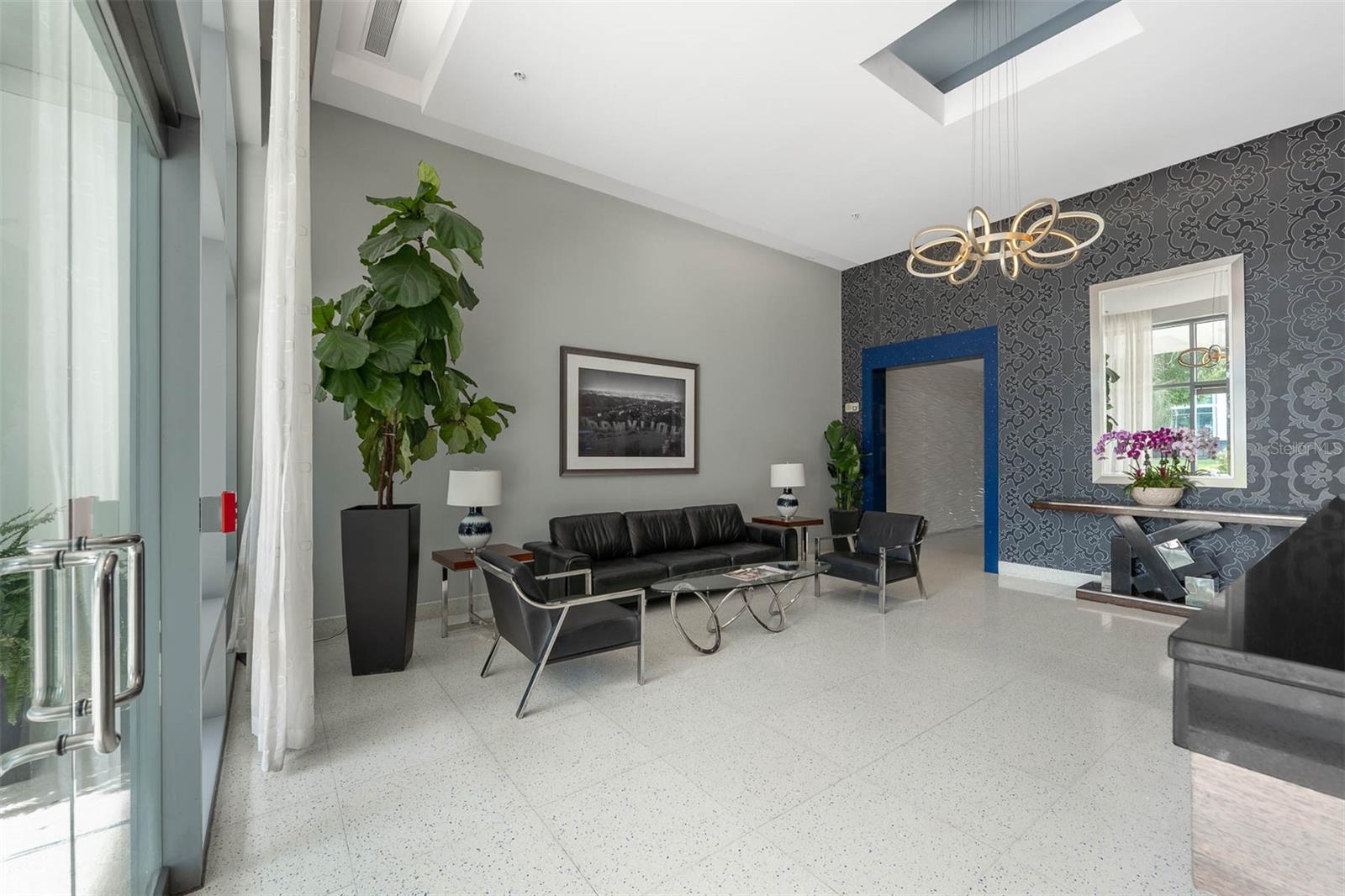 Image 7 of 53 For 260 Osceola Avenue 607