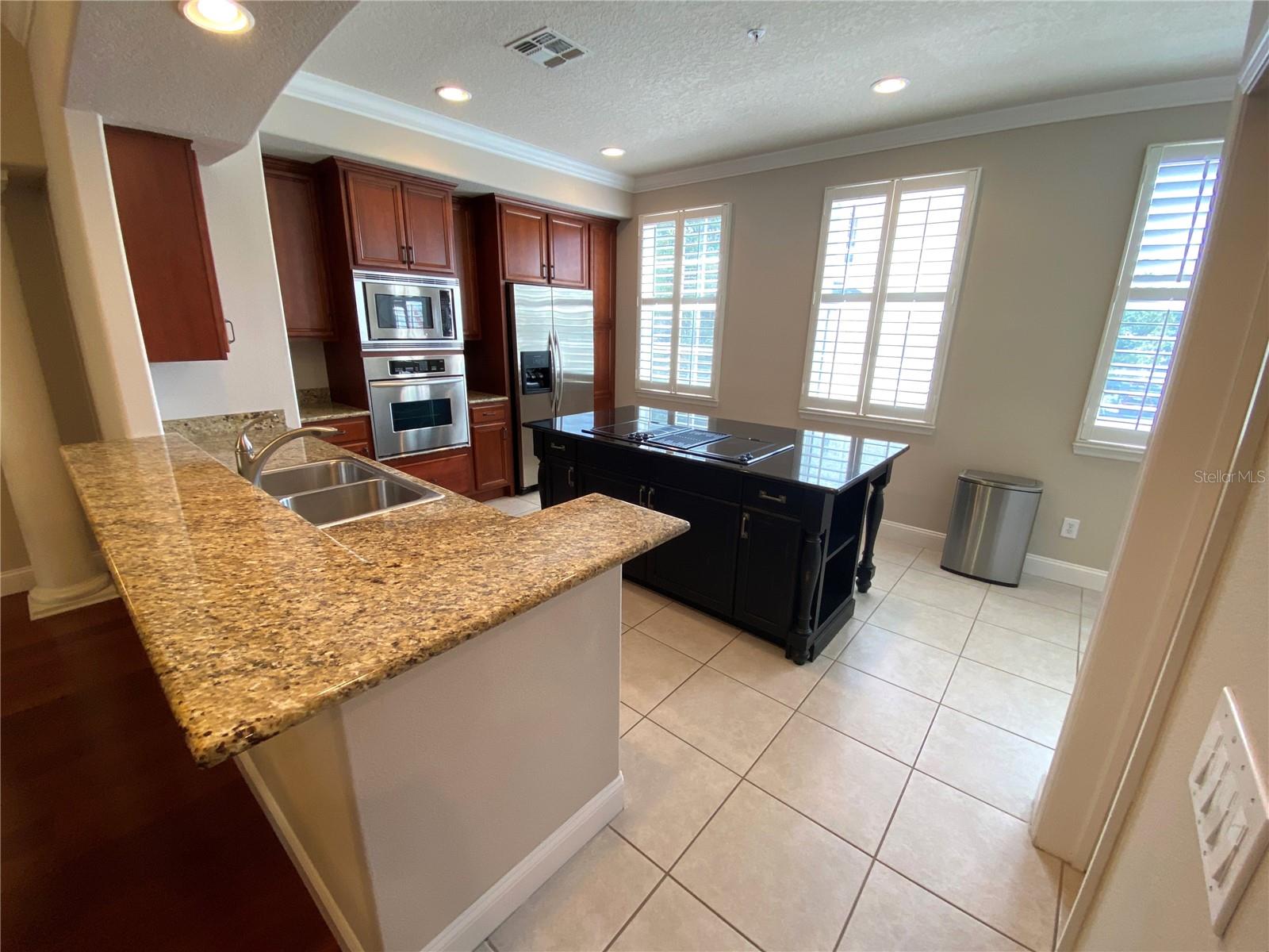 Image 7 of 37 For 4570 Virginia Drive
