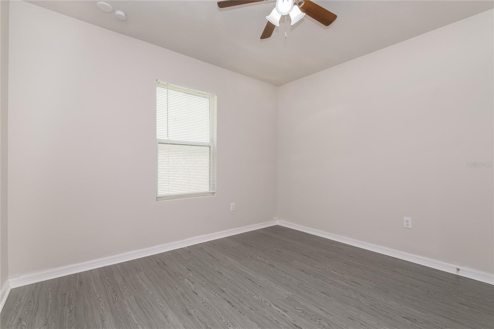 Image 12 of 16 For 9538 Highland Ridge Drive