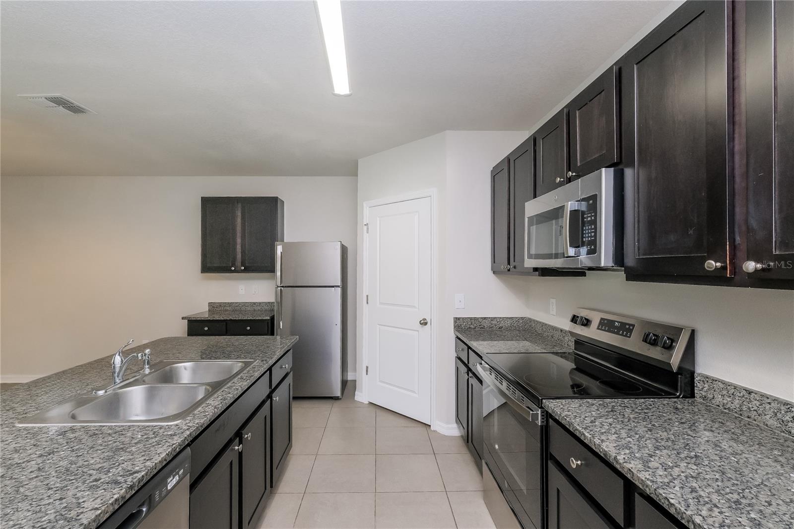 Image 6 of 16 For 9538 Highland Ridge Drive