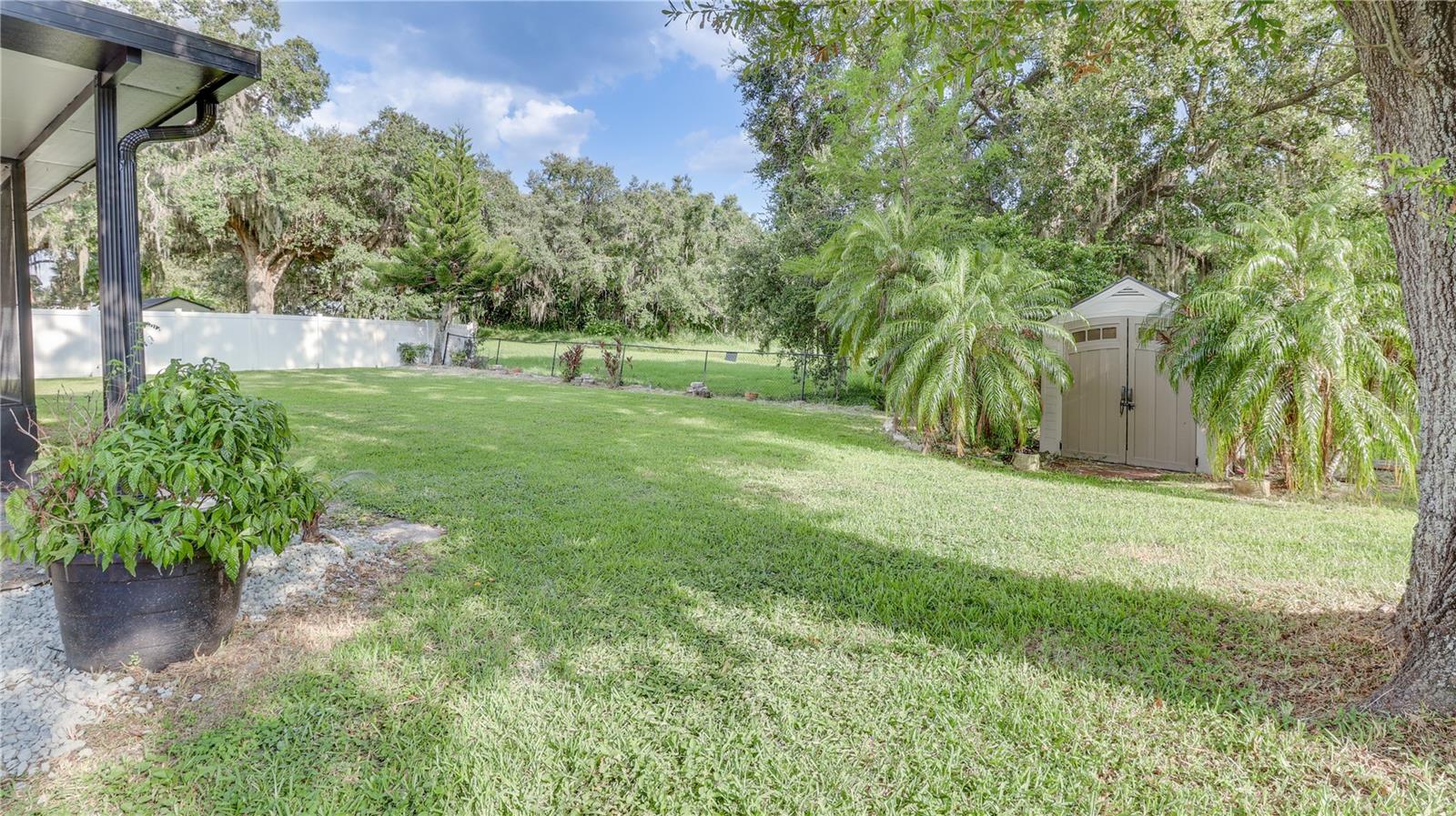 Image 37 of 45 For 517 Garden Heights Drive