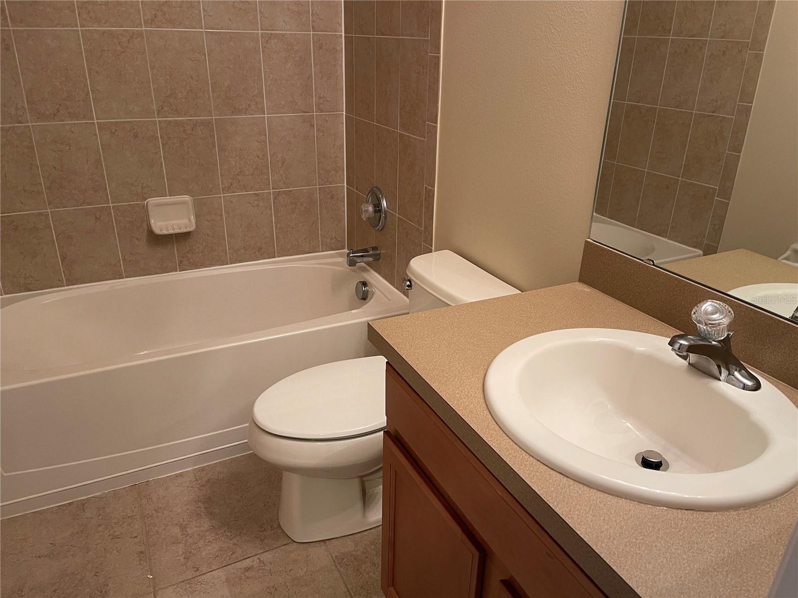 Image 19 of 22 For 5114 Fiorella Lane