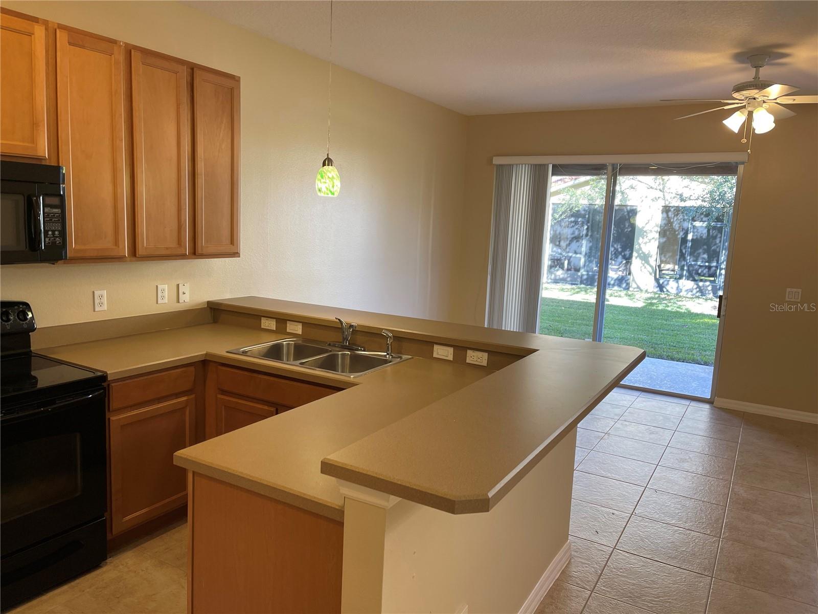 Image 6 of 22 For 5114 Fiorella Lane