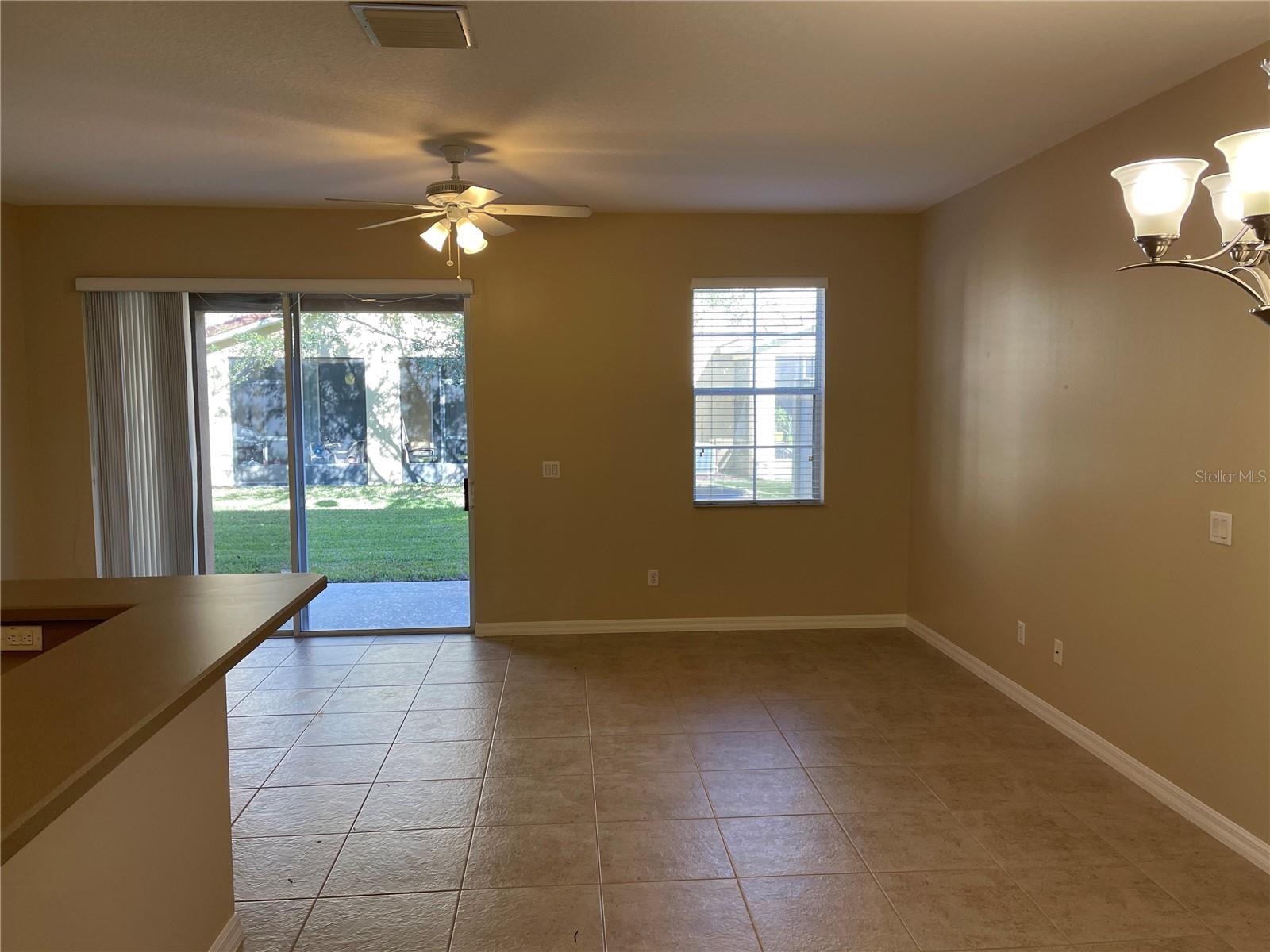 Image 8 of 22 For 5114 Fiorella Lane